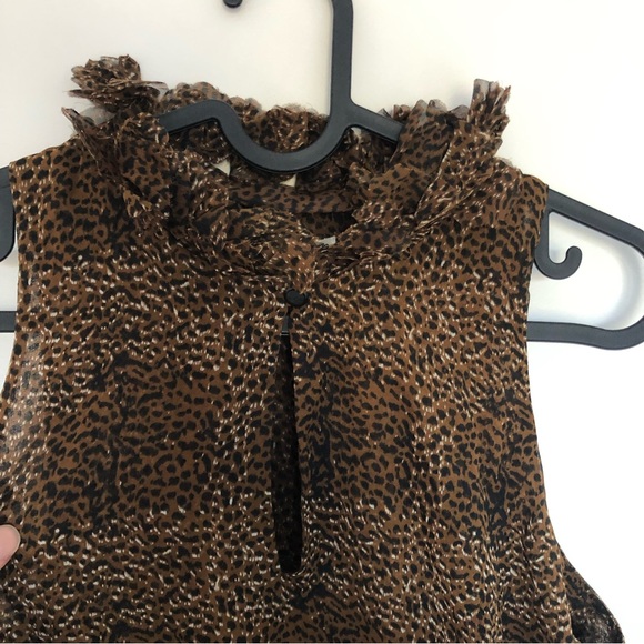 Chetta B Silk Leopard Print Ruffle Sleeveless Top - Picture 2 of 8